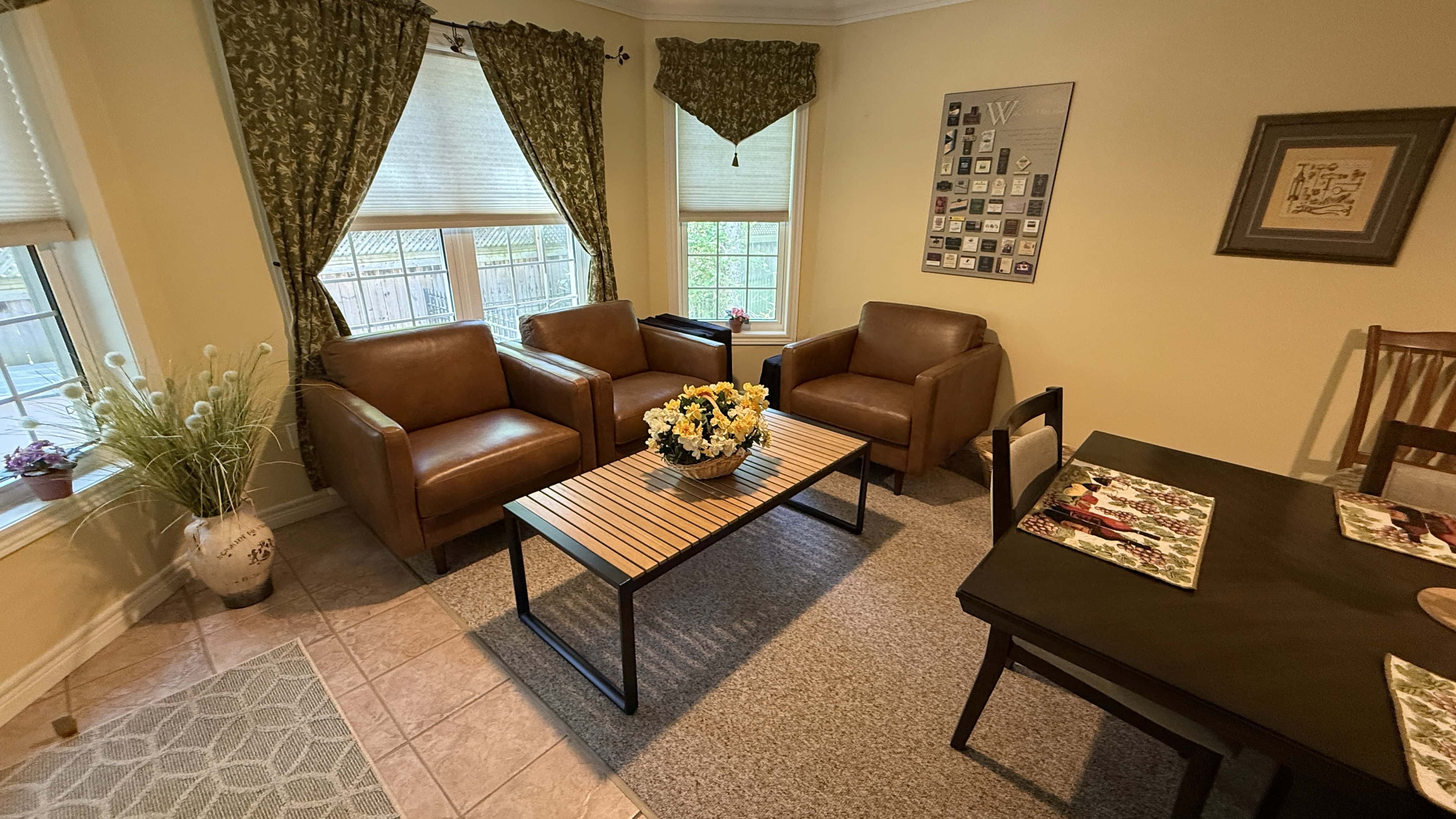 Dining Room Sitting Area
